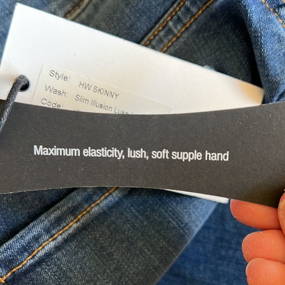 7 For All Mankind high waist super skinny Jean - Picture 8 of 8